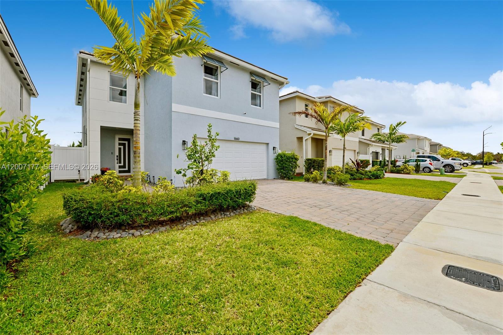 MESSINA PLACE - Residential