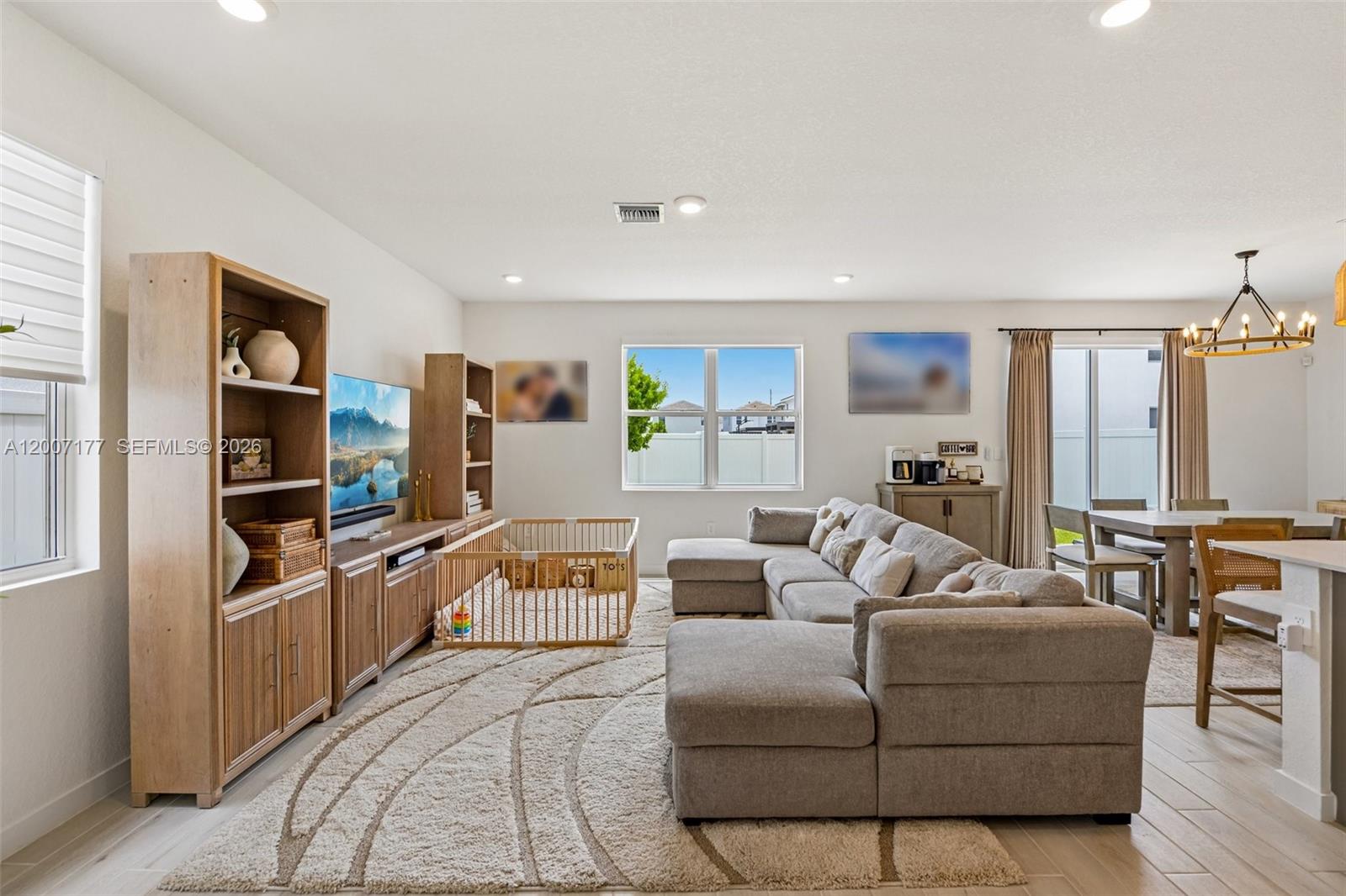 MESSINA PLACE - Residential