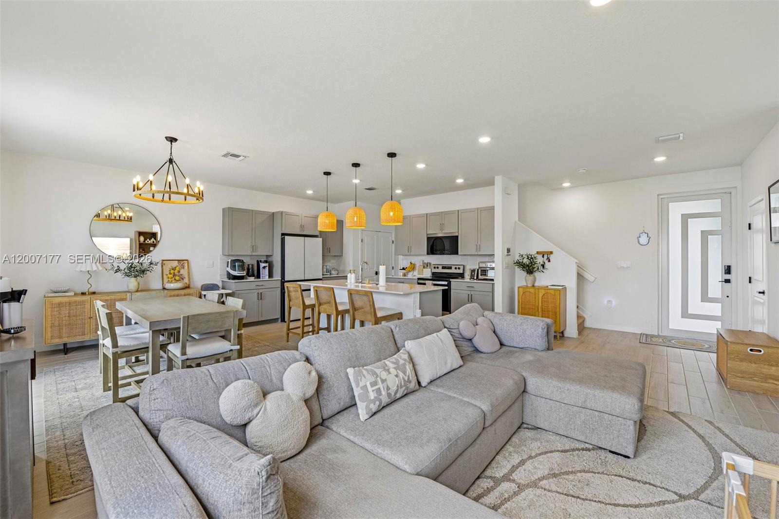 MESSINA PLACE - Residential