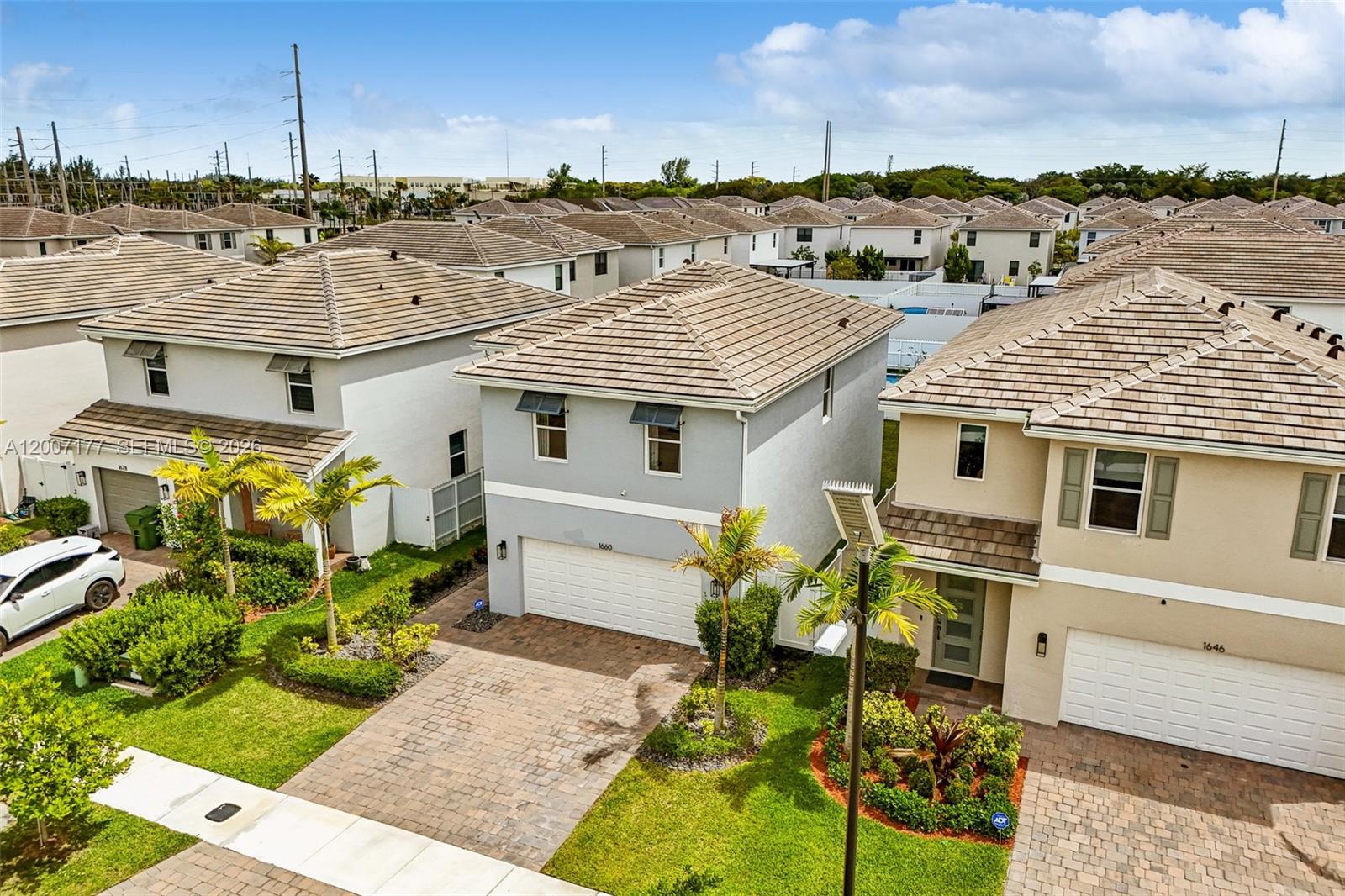 MESSINA PLACE - Residential