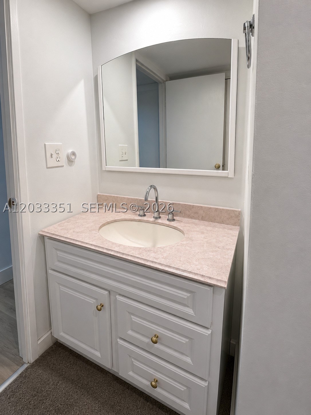 BONAVENTURE TOWNHOUSES CO - Residential Lease