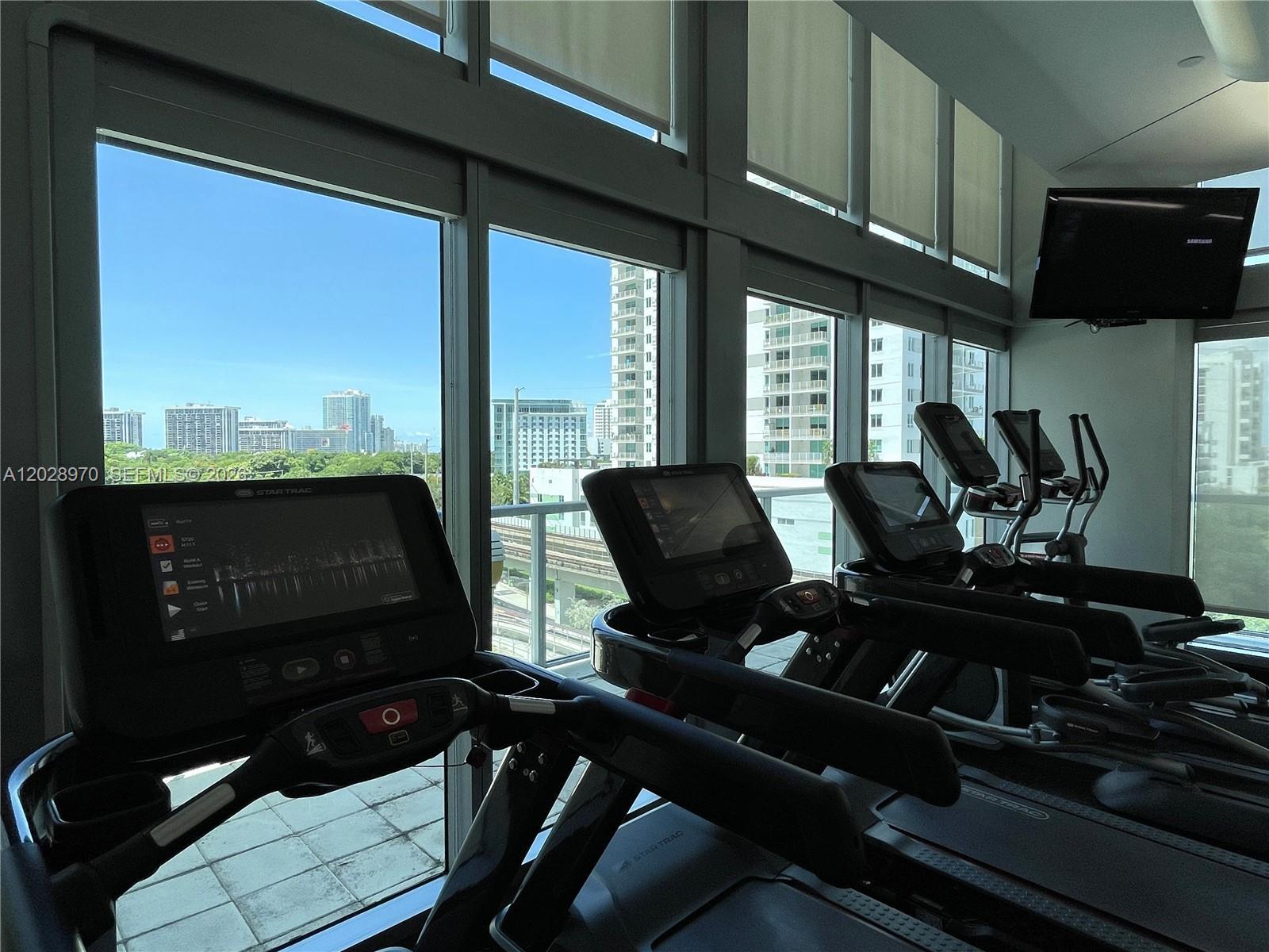 THE AXIS ON BRICKELL COND - Residential Lease