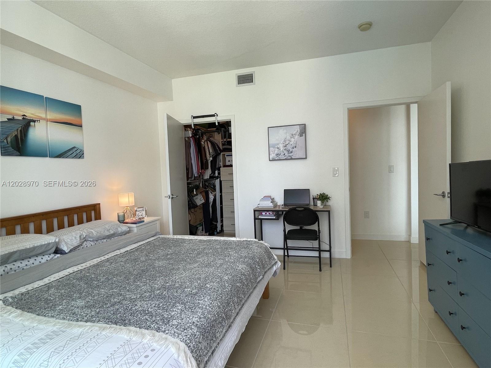 THE AXIS ON BRICKELL COND - Residential Lease