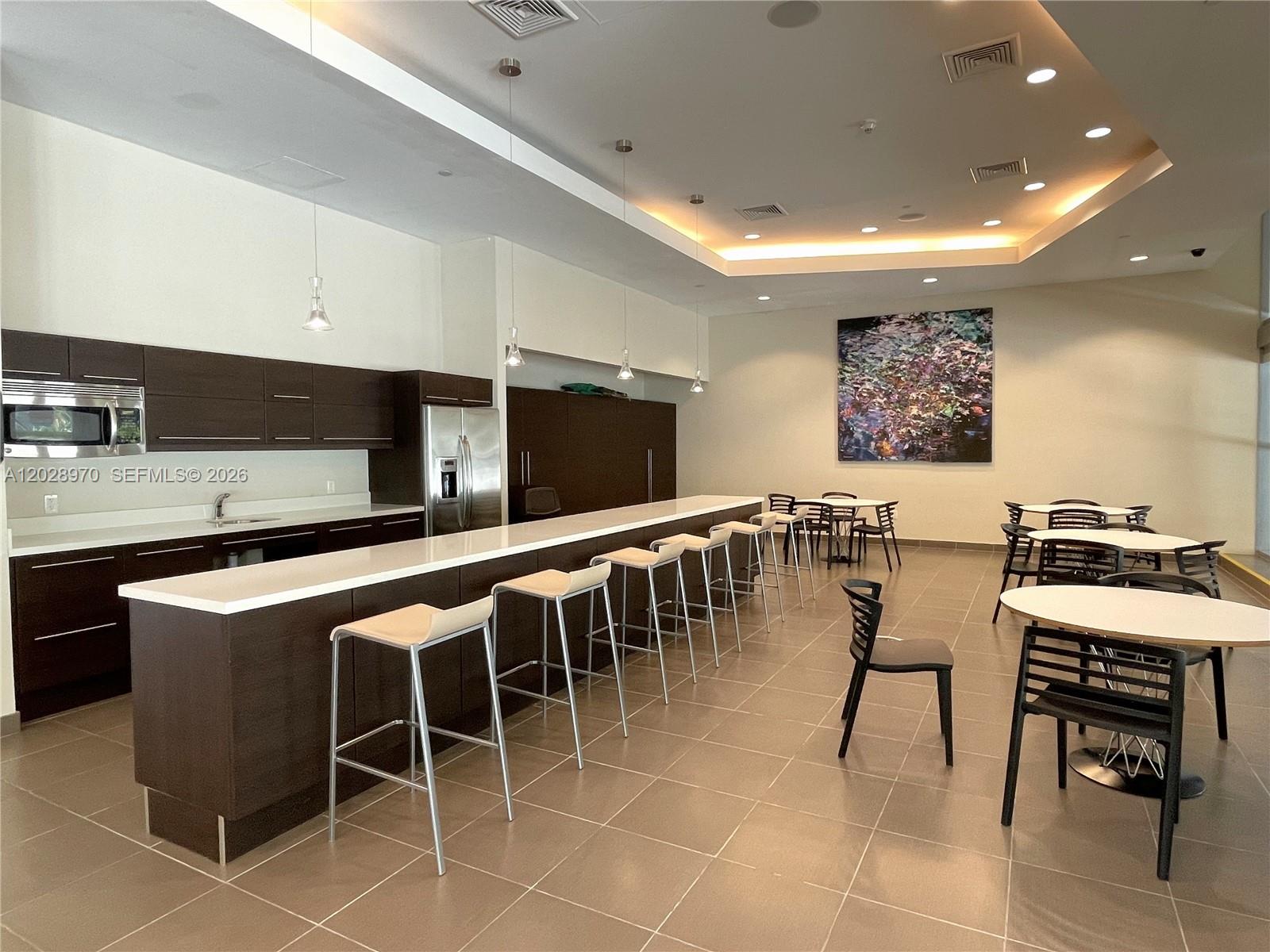 THE AXIS ON BRICKELL COND - Residential Lease