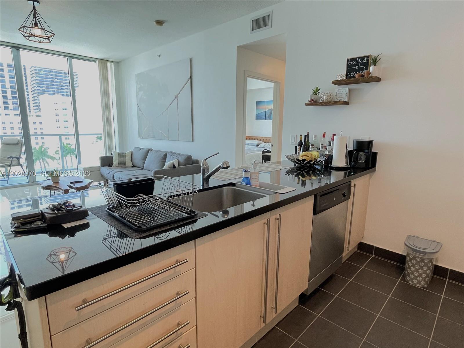 THE AXIS ON BRICKELL COND - Residential Lease