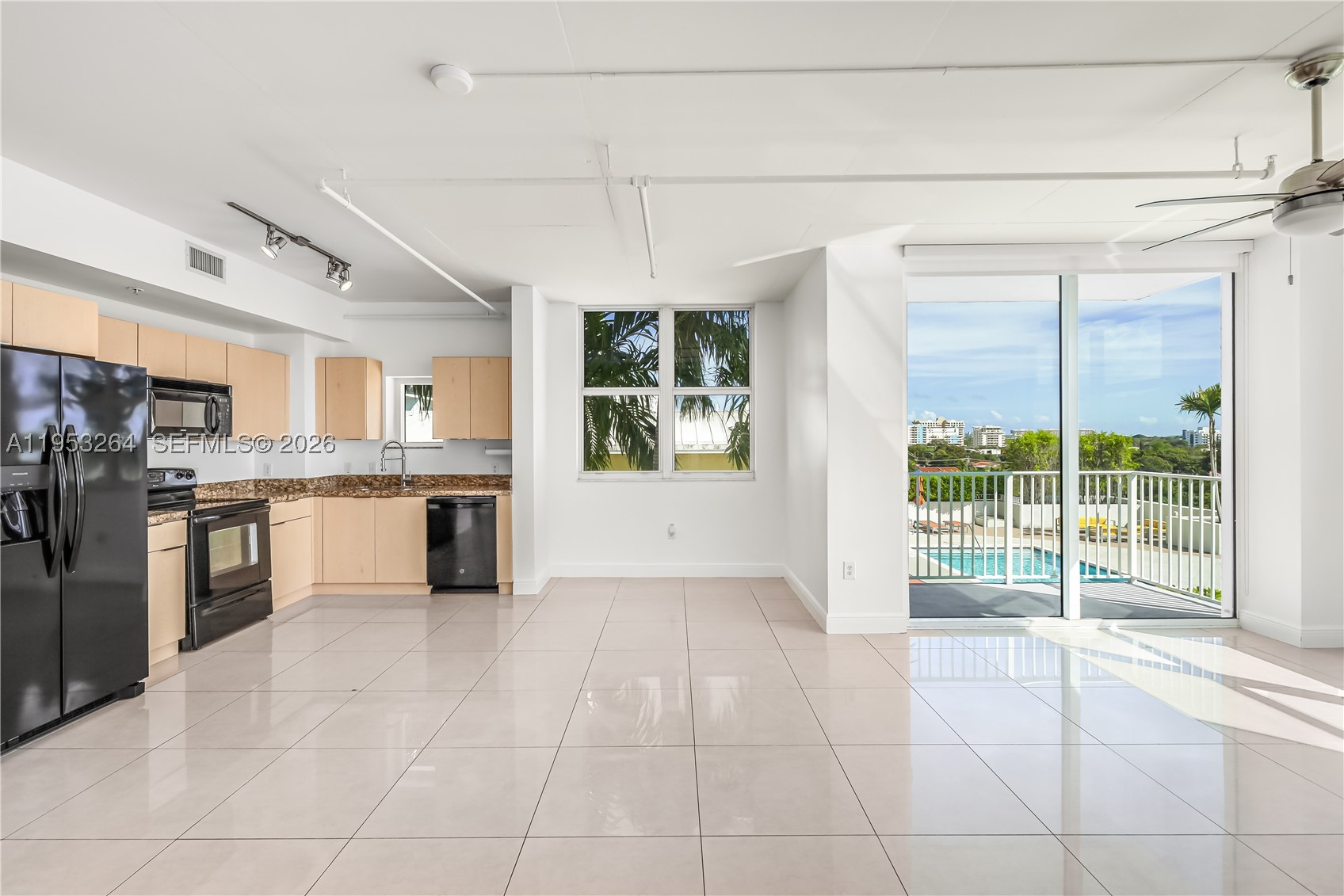 MIDTOWN LOFTS CONDO - Residential