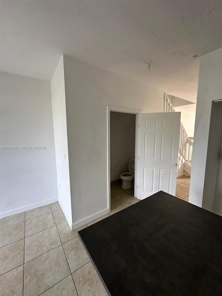 FIJI CONDO NO 1 - Residential