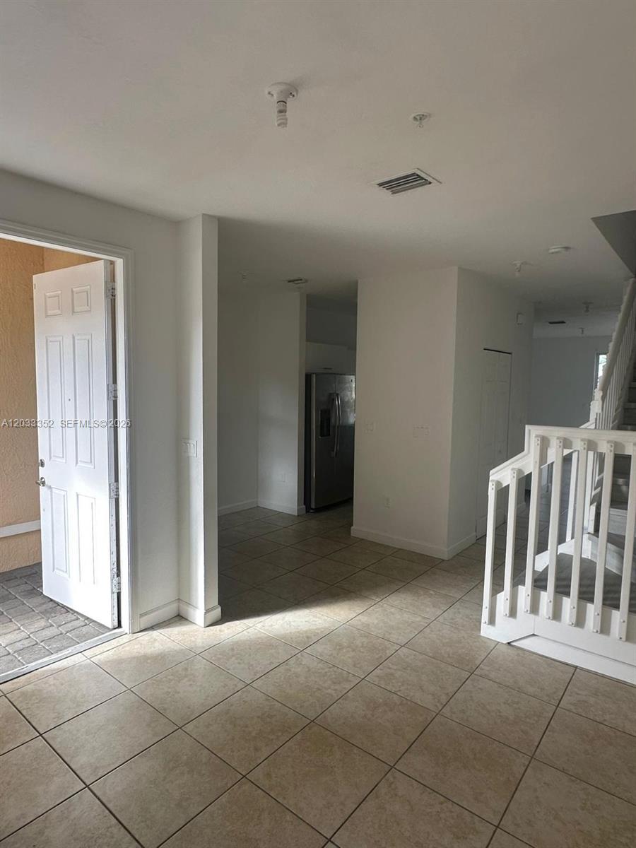 FIJI CONDO NO 1 - Residential