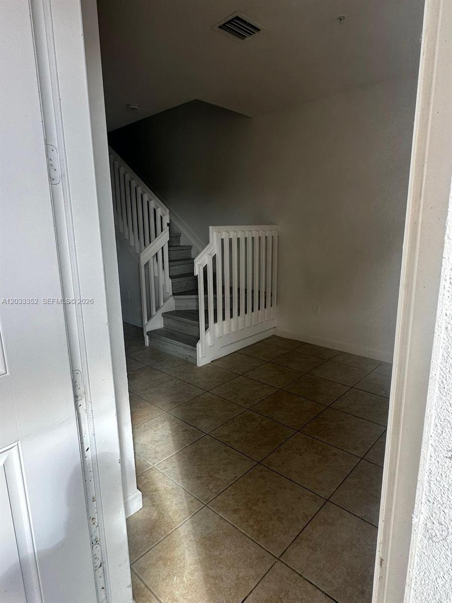 FIJI CONDO NO 1 - Residential