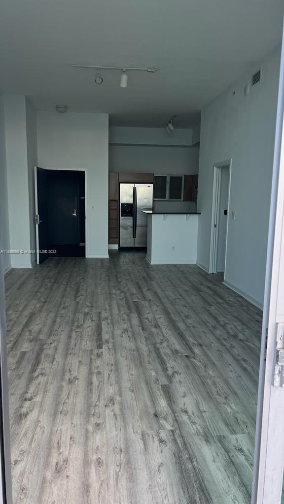 ONE MIAMI EAST CONDO - Residential Lease