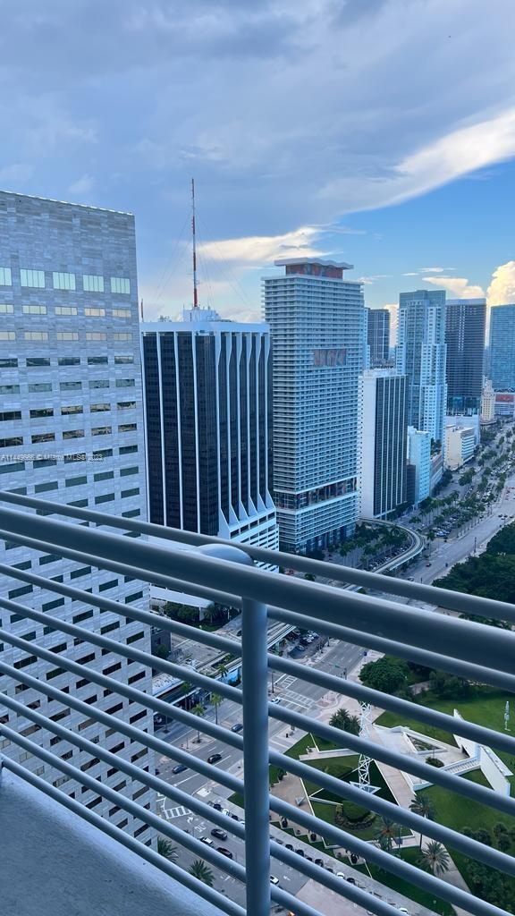 ONE MIAMI EAST CONDO - Residential Lease