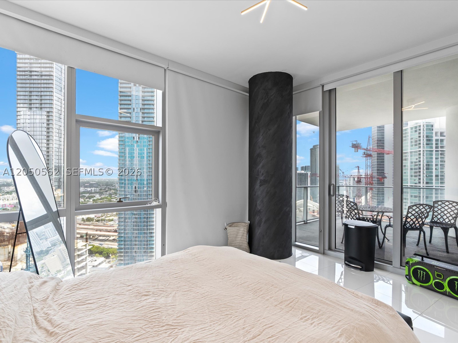PARAMOUNT MIAMI WORLDCENT - Residential
