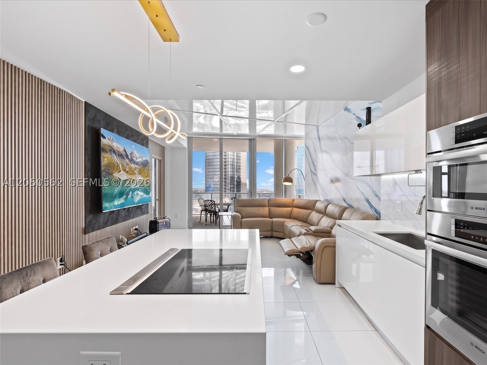 PARAMOUNT MIAMI WORLDCENT - Residential