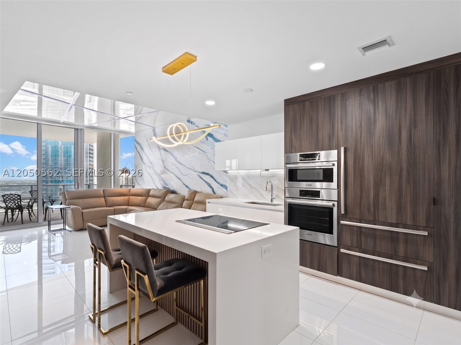 PARAMOUNT MIAMI WORLDCENT - Residential