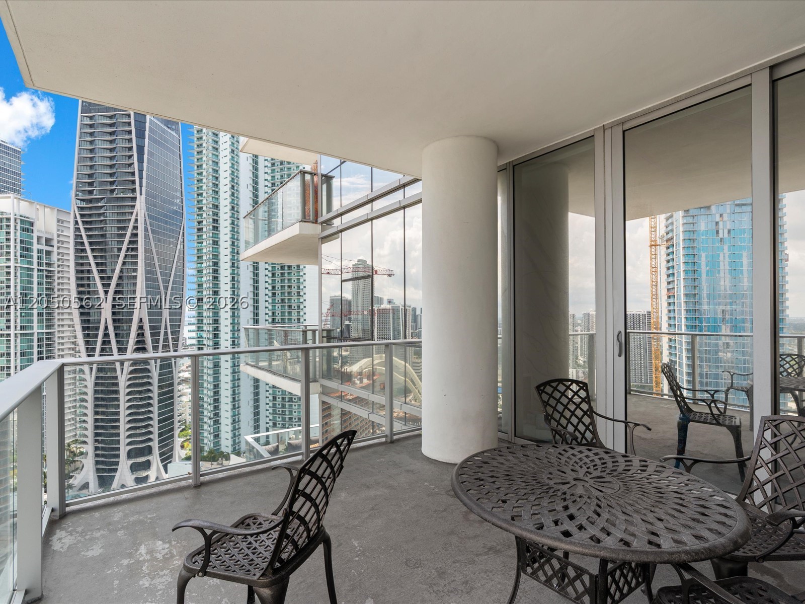 PARAMOUNT MIAMI WORLDCENT - Residential