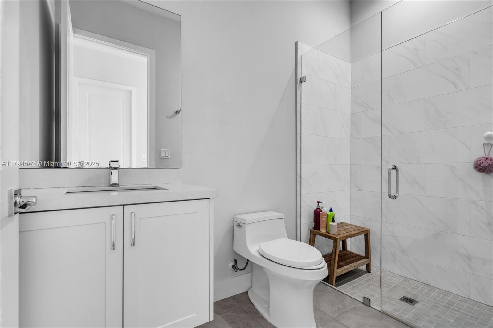 DOWNTOWN DORAL SOUTH PHAS - Residential