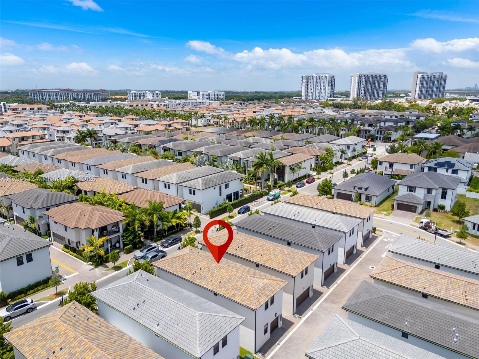 DOWNTOWN DORAL SOUTH PHAS - Residential