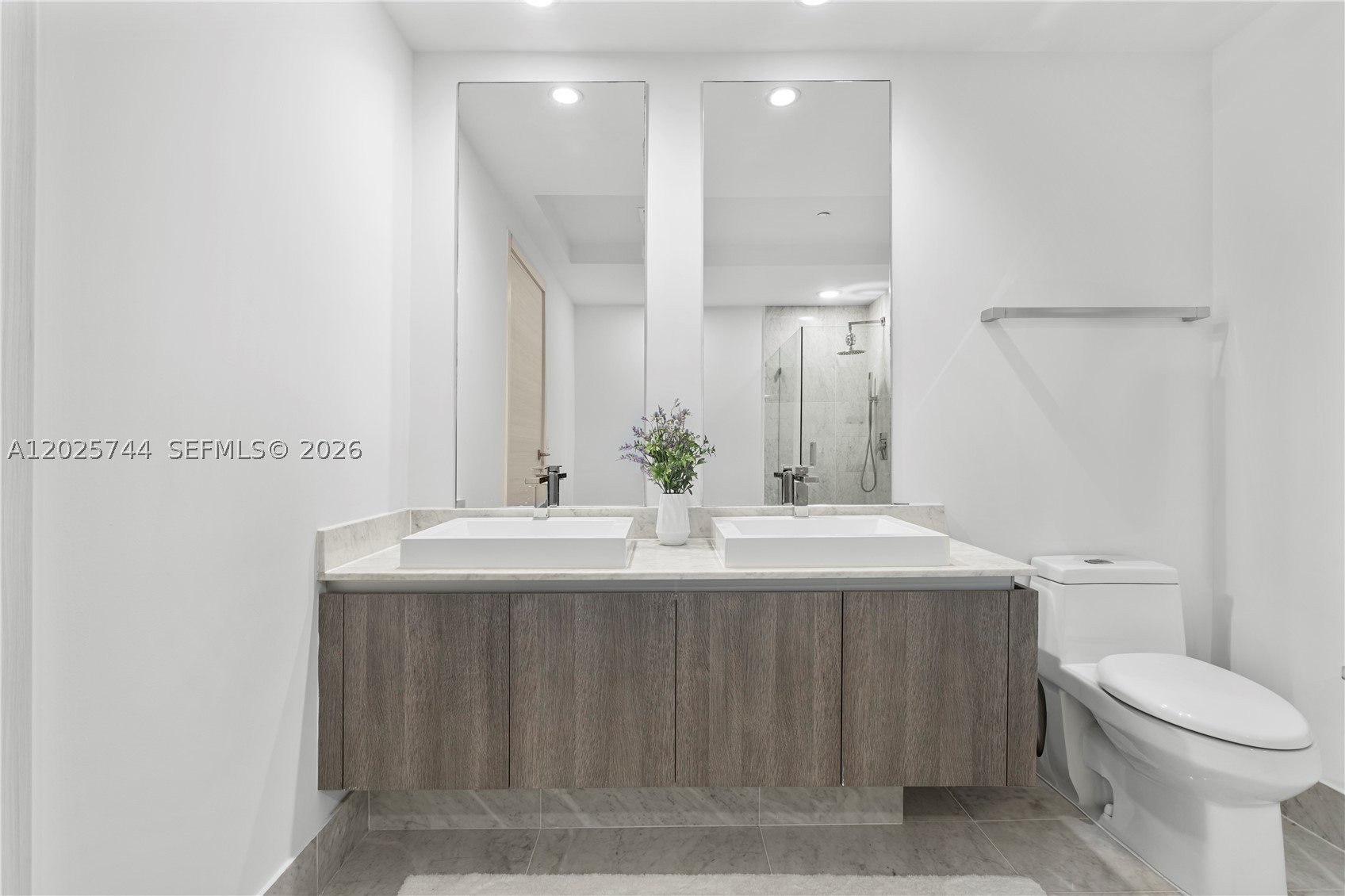 801 SMA RESIDENCES CONDO - Residential Lease