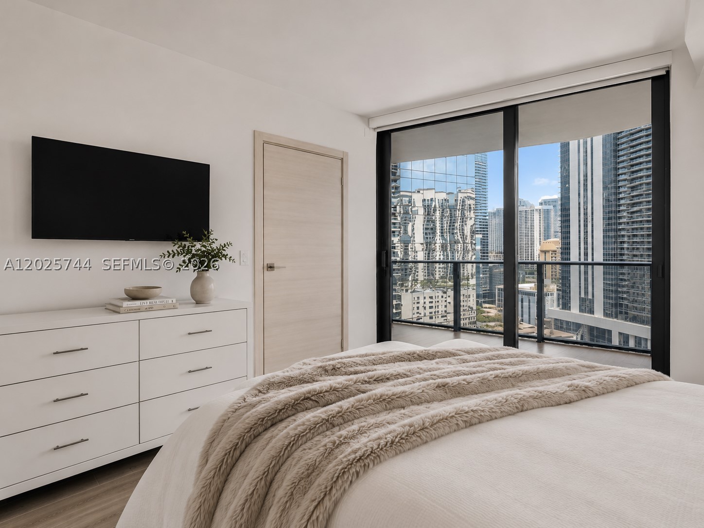 801 SMA RESIDENCES CONDO - Residential Lease