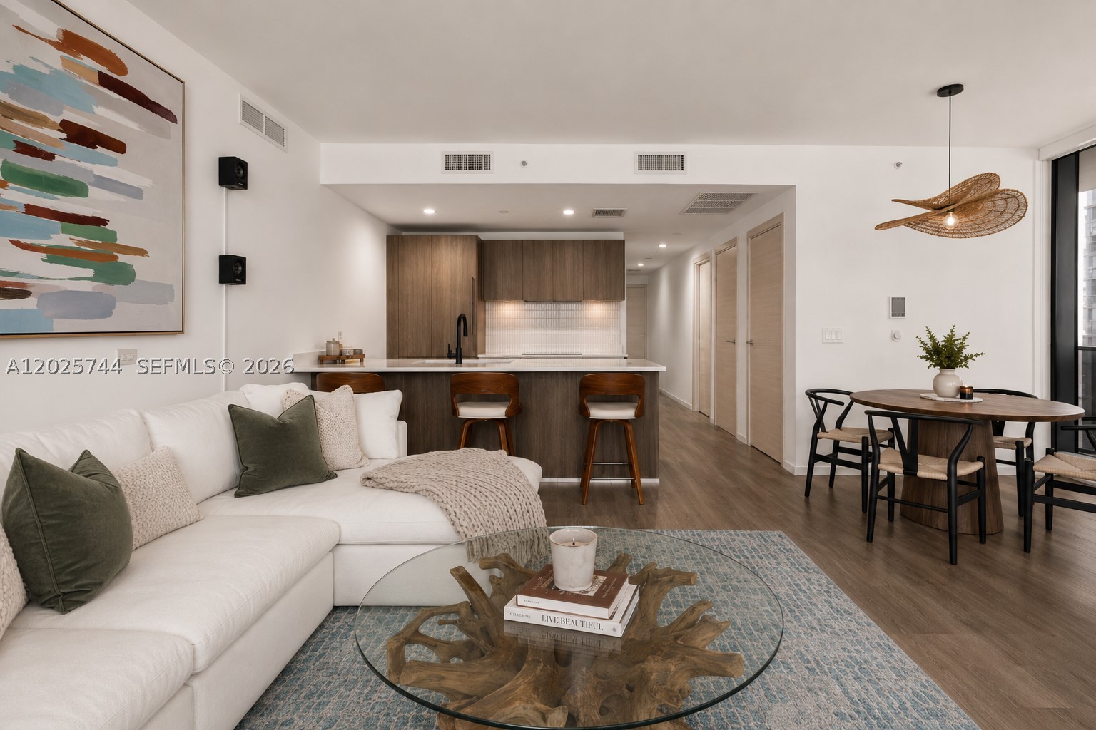 801 SMA RESIDENCES CONDO - Residential Lease