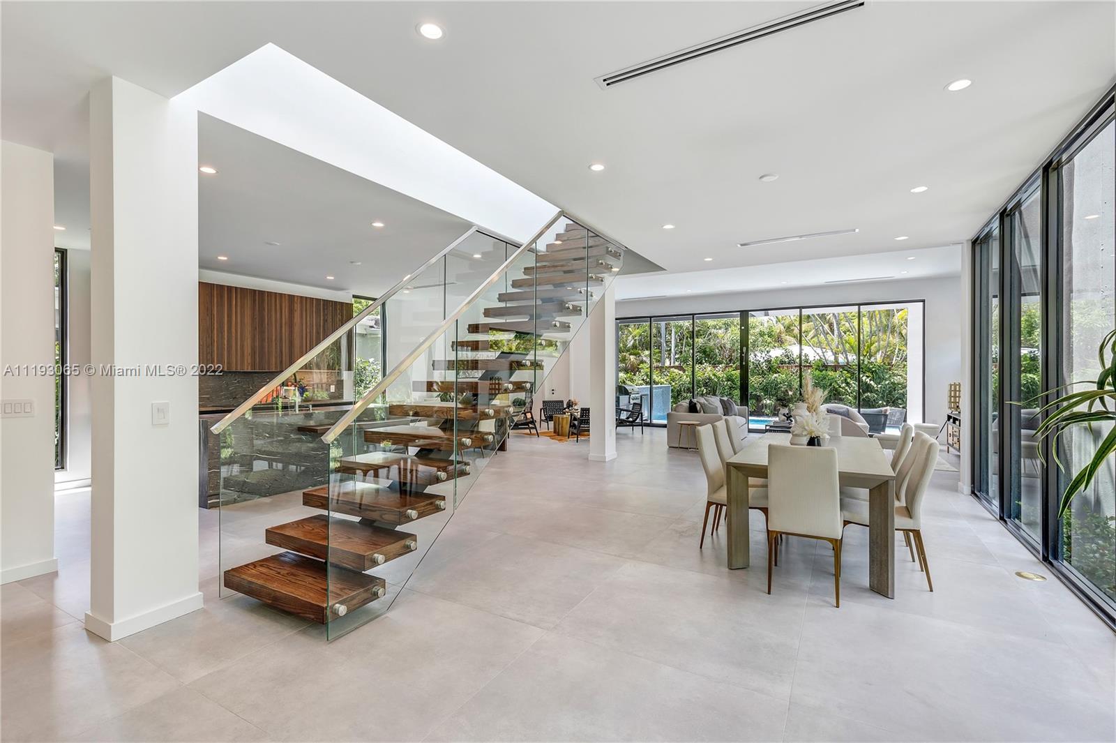 OCEAN VIEW HEIGHTS - Residential