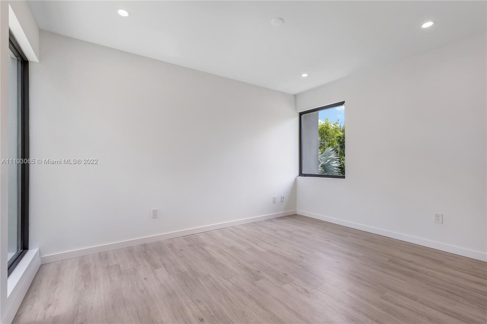 OCEAN VIEW HEIGHTS - Residential
