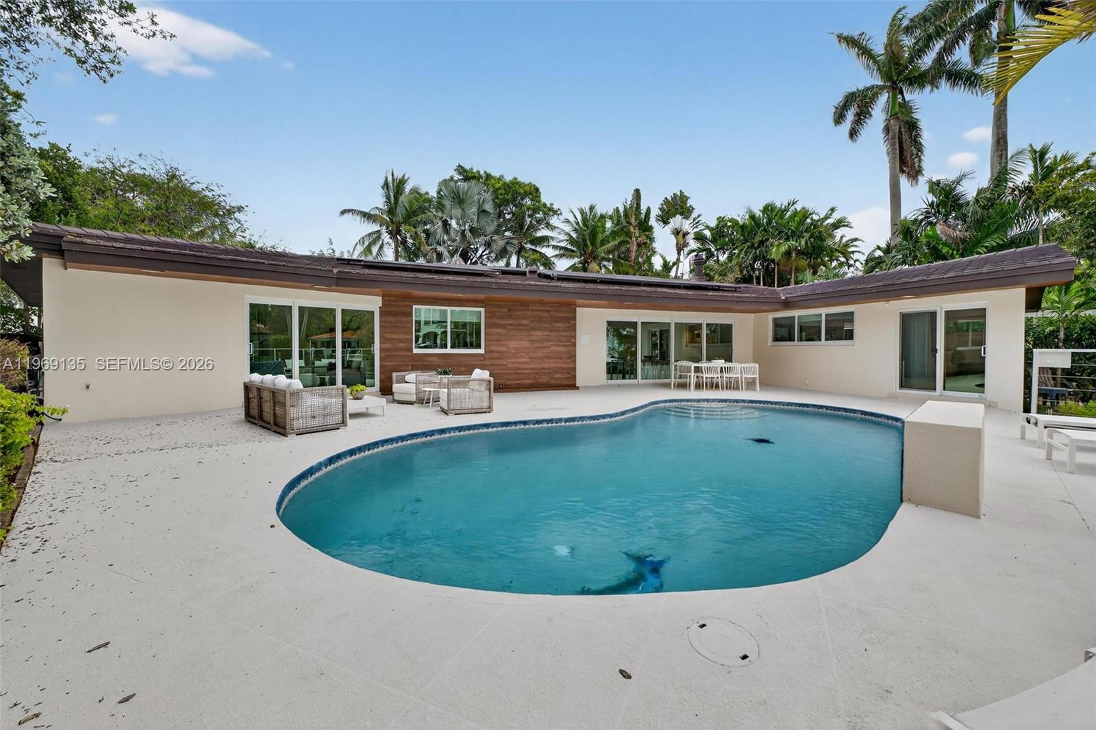 CORAL BAY SEC C - Residential