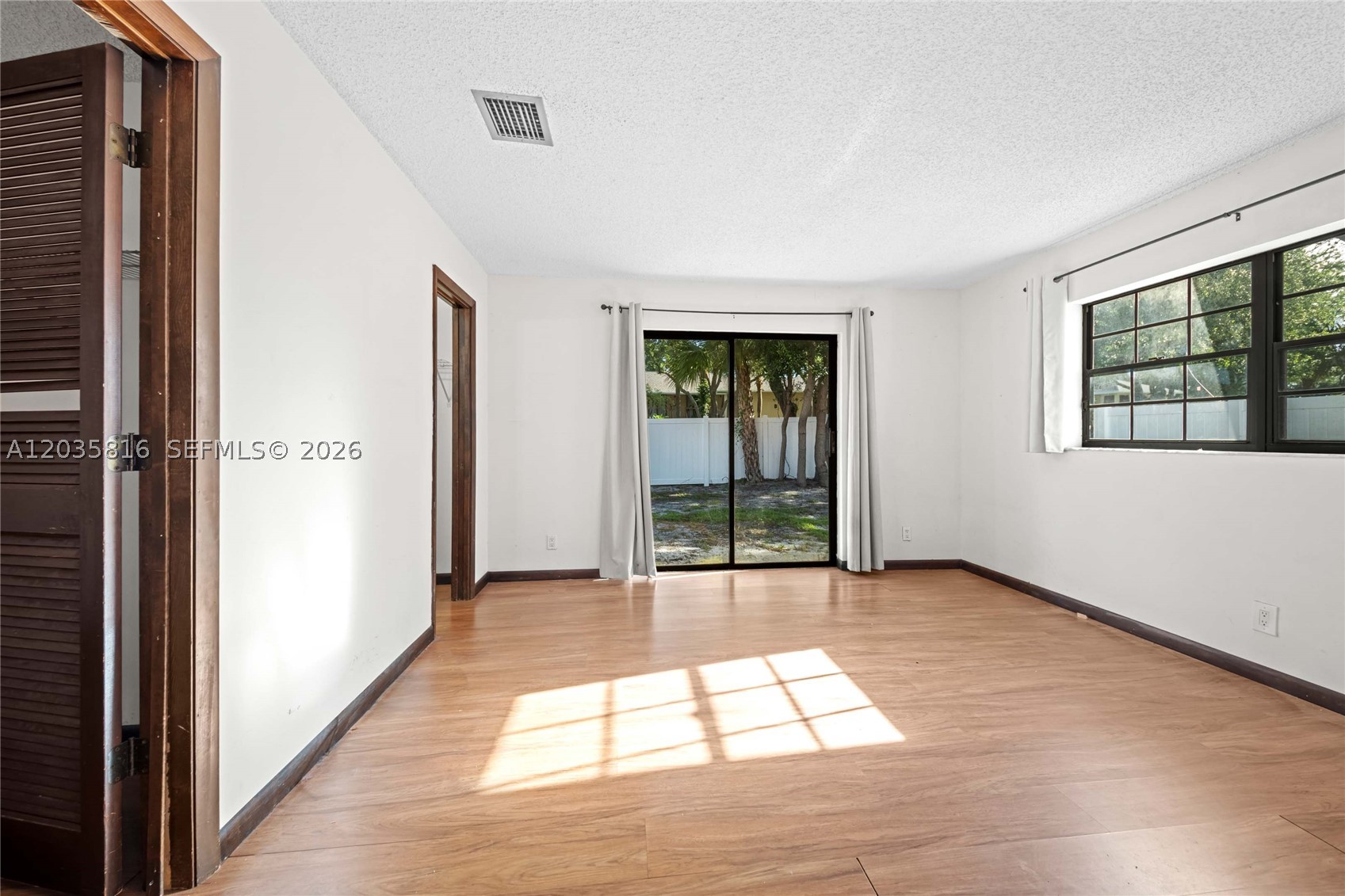 VILLA RICA IN PB14 PGS73 T - Residential