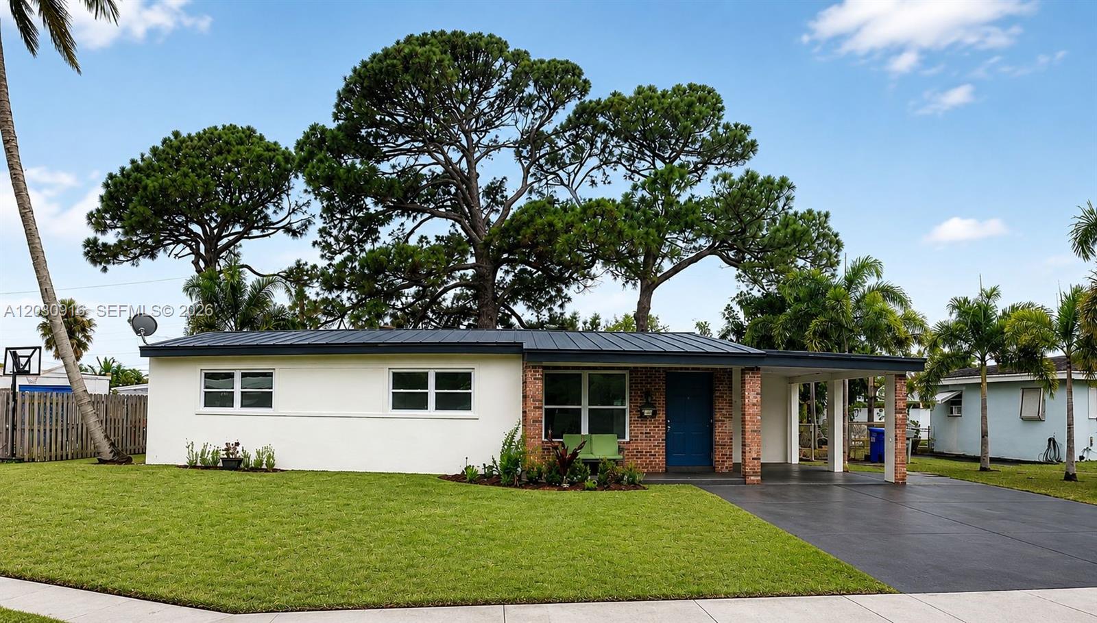 LYONS PARK - Residential Lease