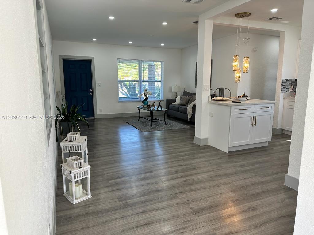 LYONS PARK - Residential Lease