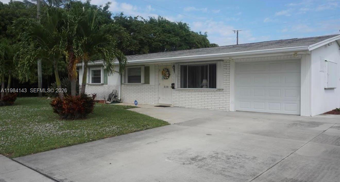PALM SPRINGS VILLAGE 2 - Residential