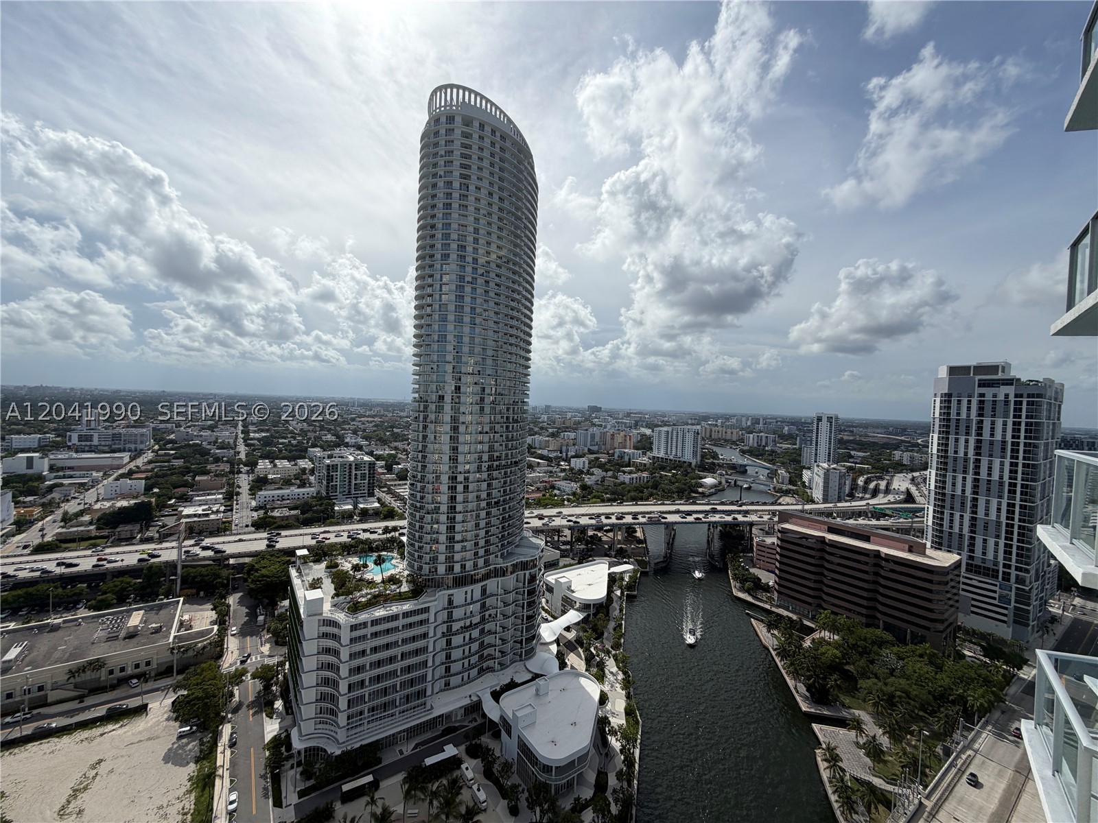 LATITUDE ON THE RIVER CON - Residential Lease