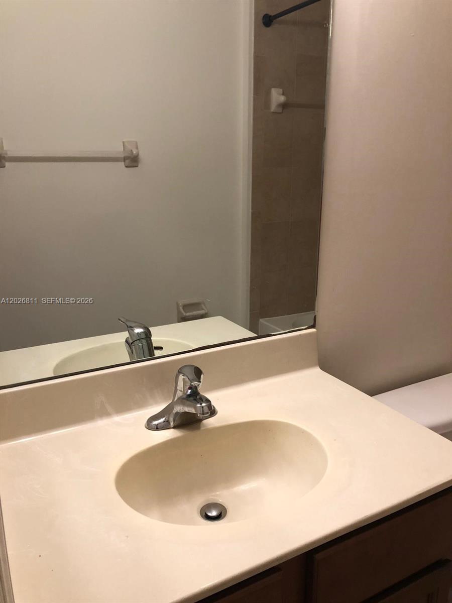 ST MAARTEN AT GRAND BAY C - Residential Lease