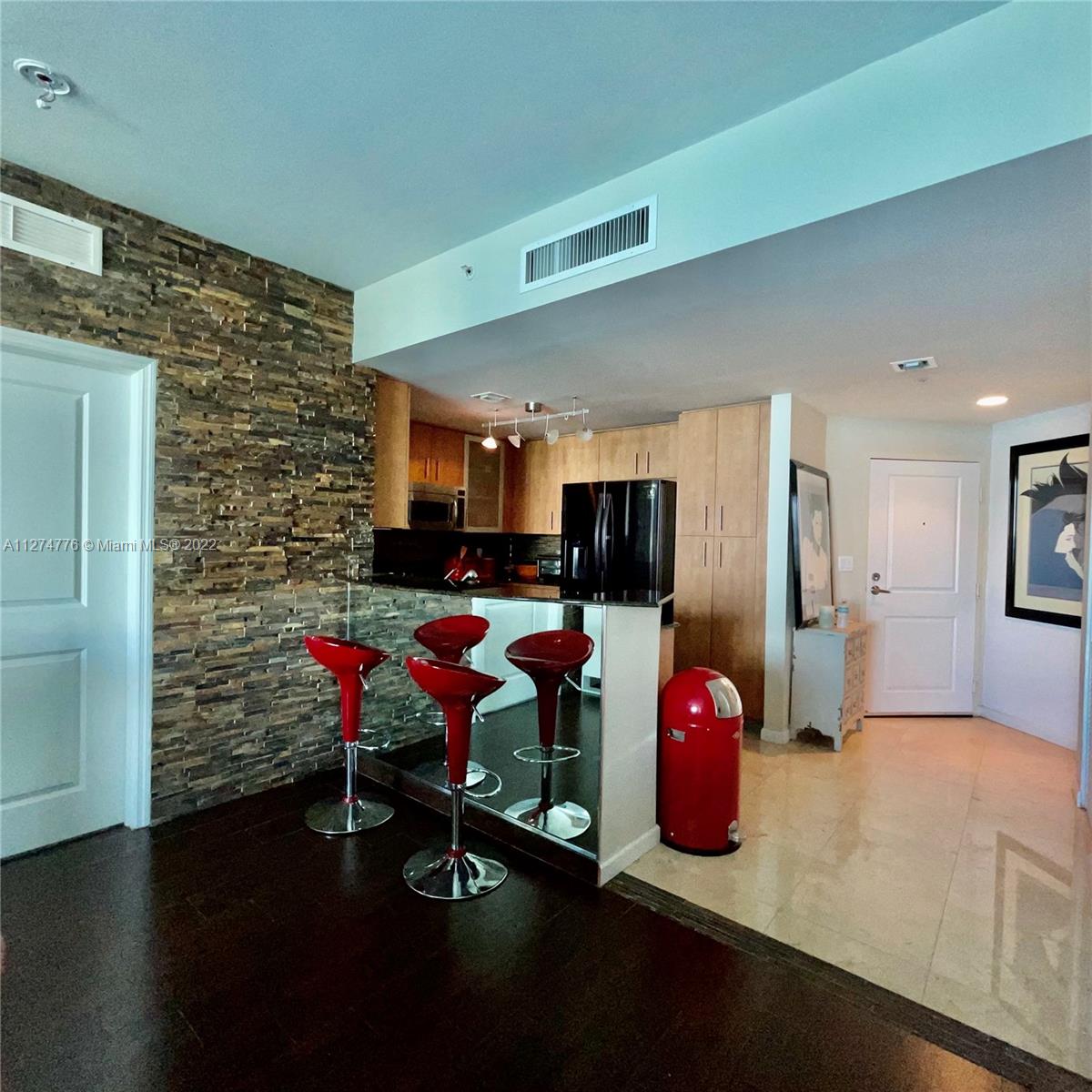 360 CONDO A - Residential Lease