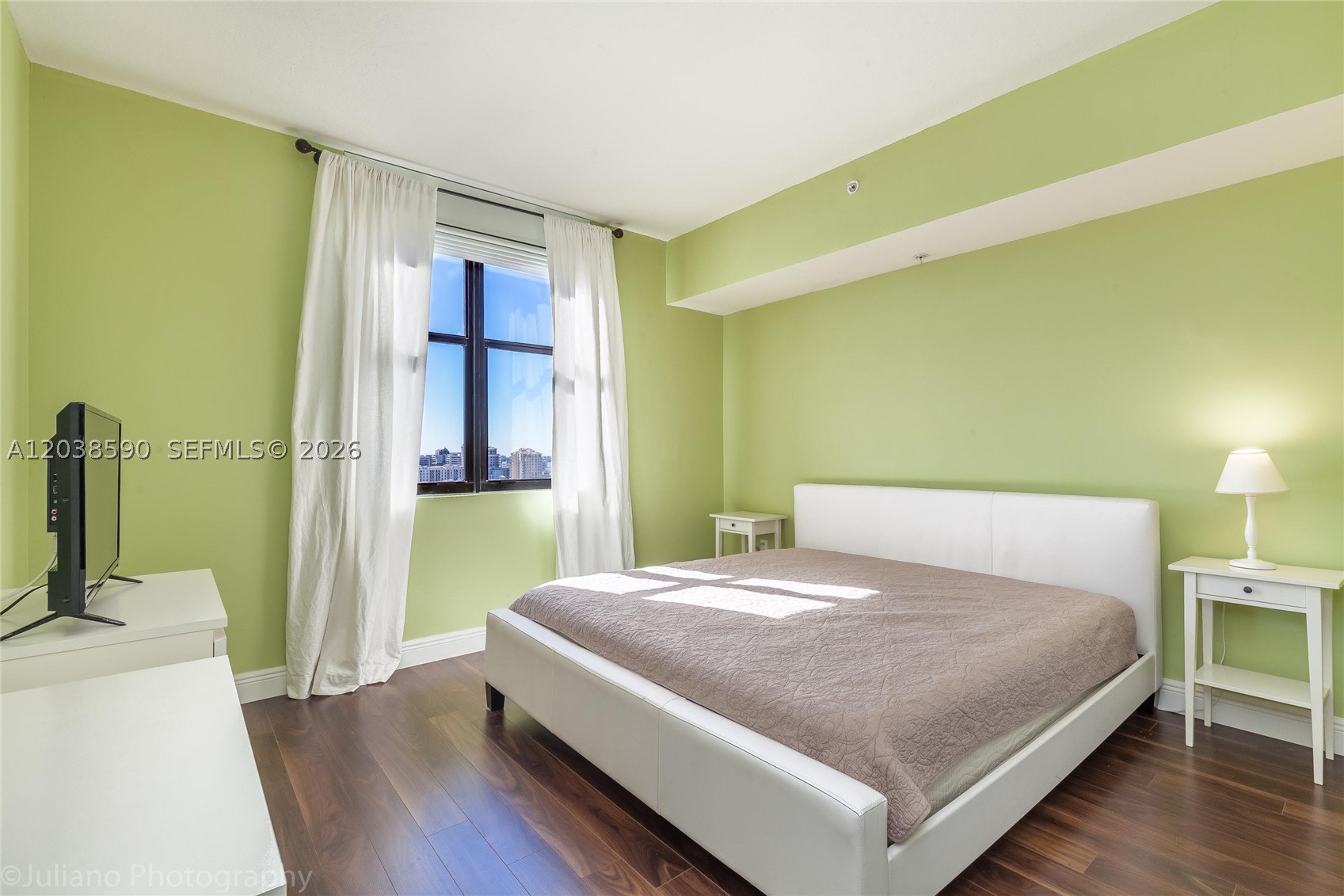 PUERTA DE PALMAS CONDO - Residential