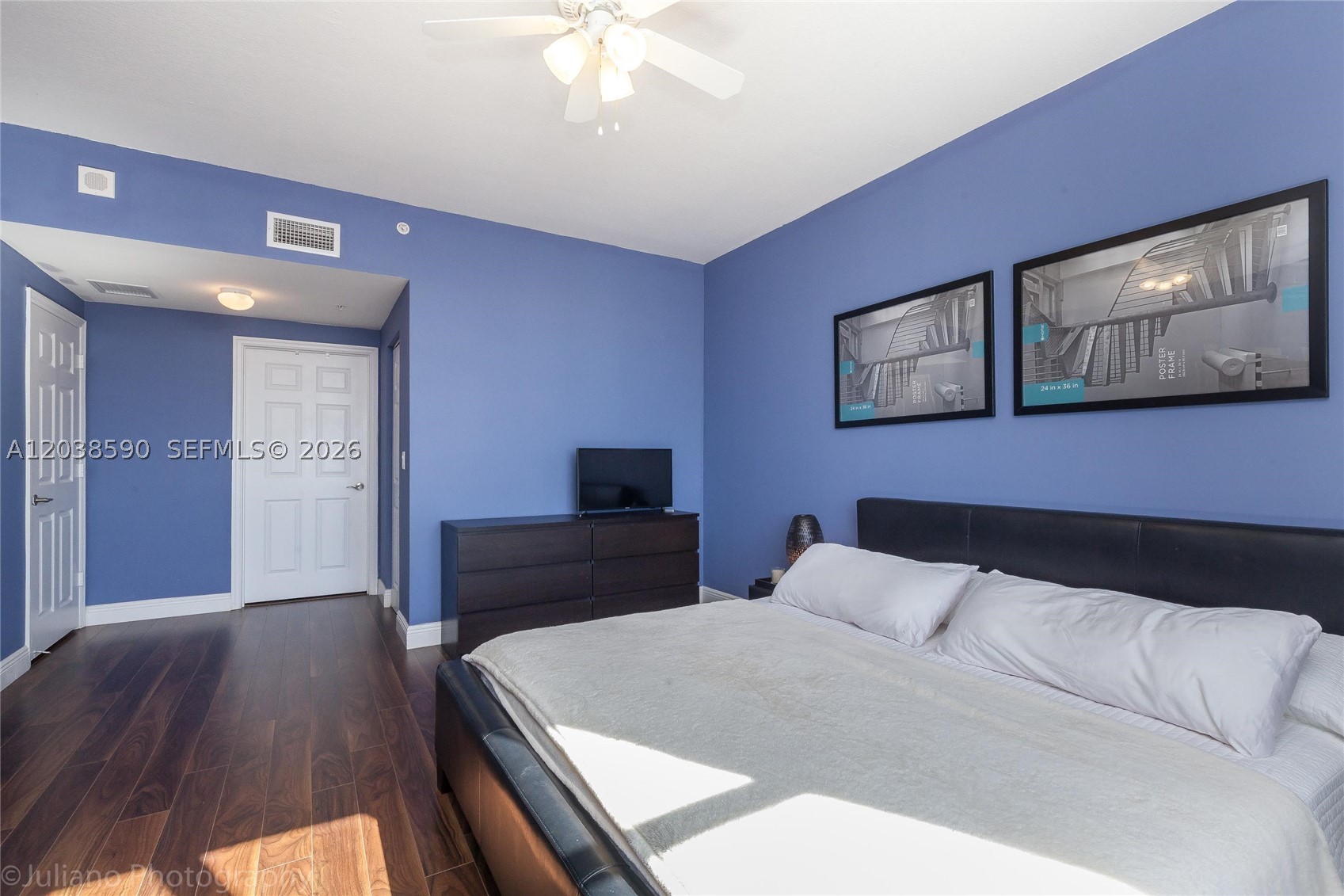 PUERTA DE PALMAS CONDO - Residential