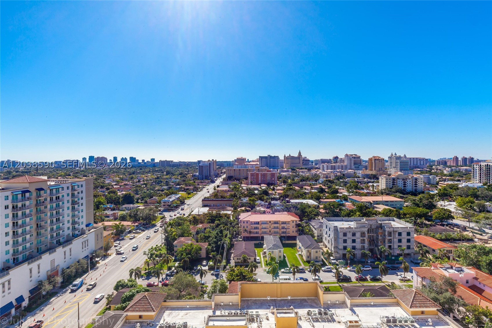 PUERTA DE PALMAS CONDO - Residential