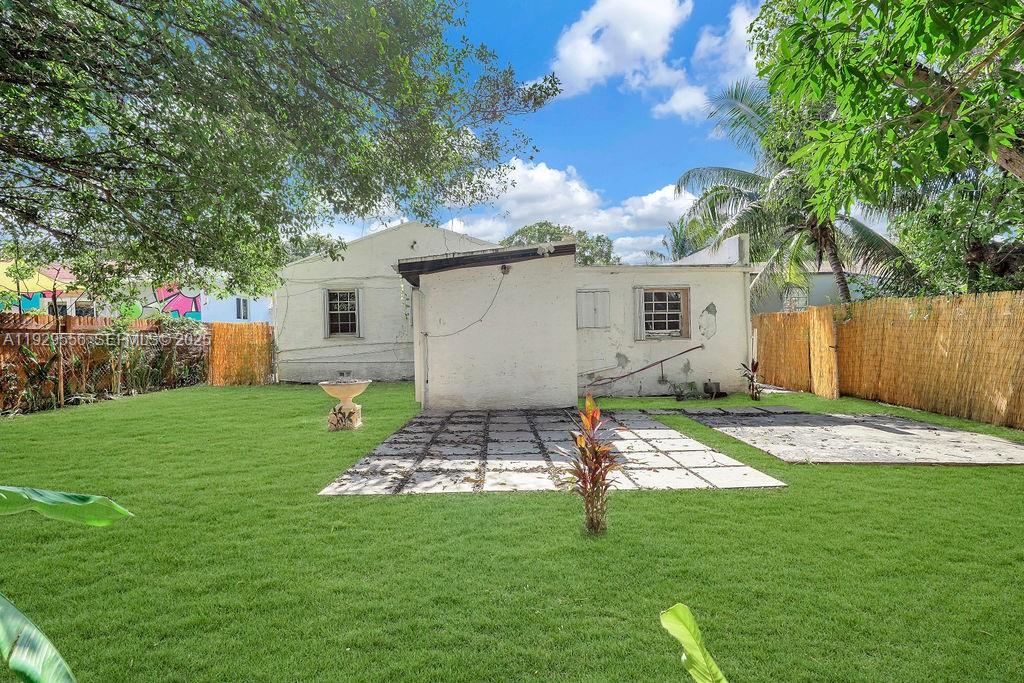 PULLMAN PK - Residential Lease