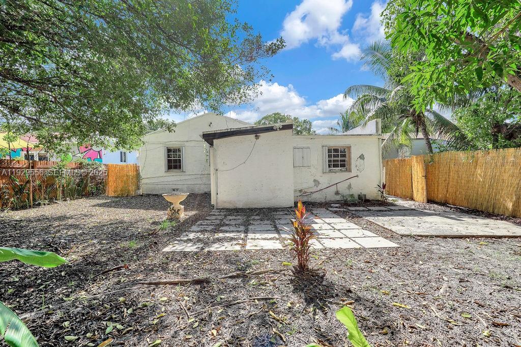 PULLMAN PK - Residential Lease