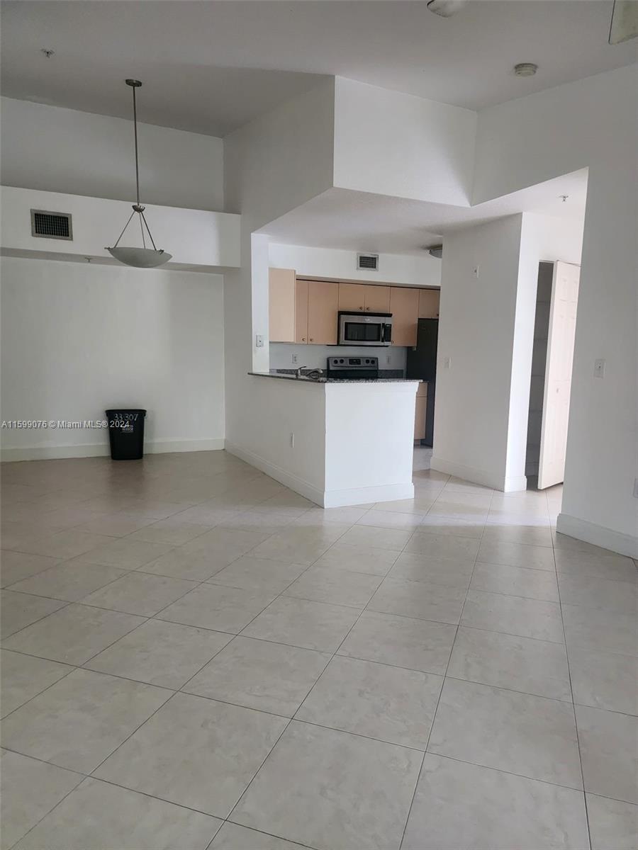 AVENTINE AT MIRAMAR CONDO - Residential Lease