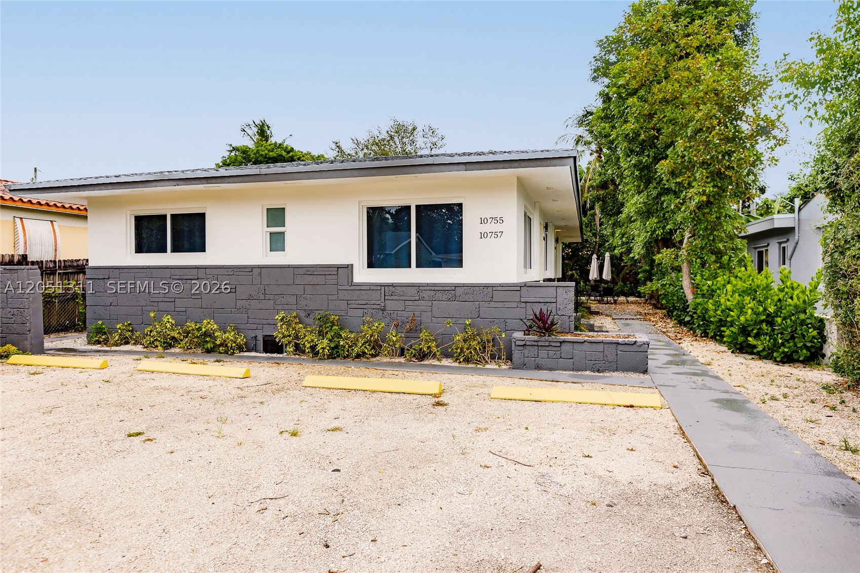 PASADENA PARK SUB - Residential Lease