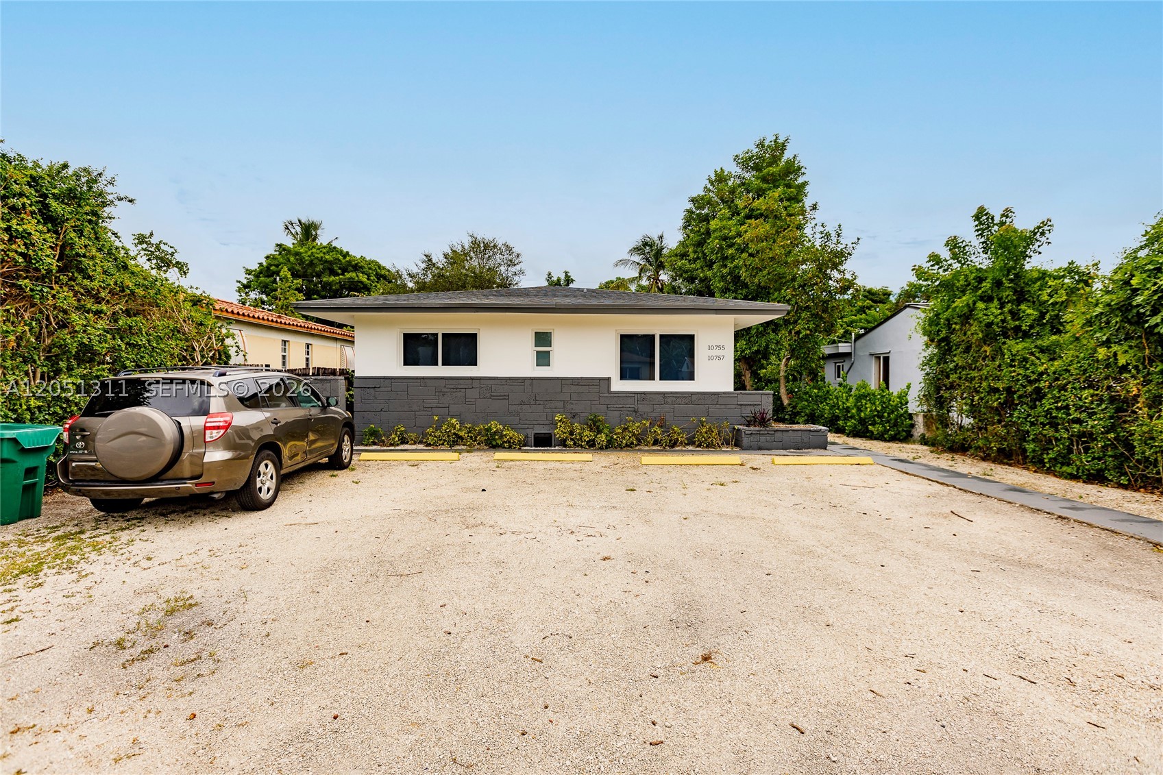PASADENA PARK SUB - Residential Lease