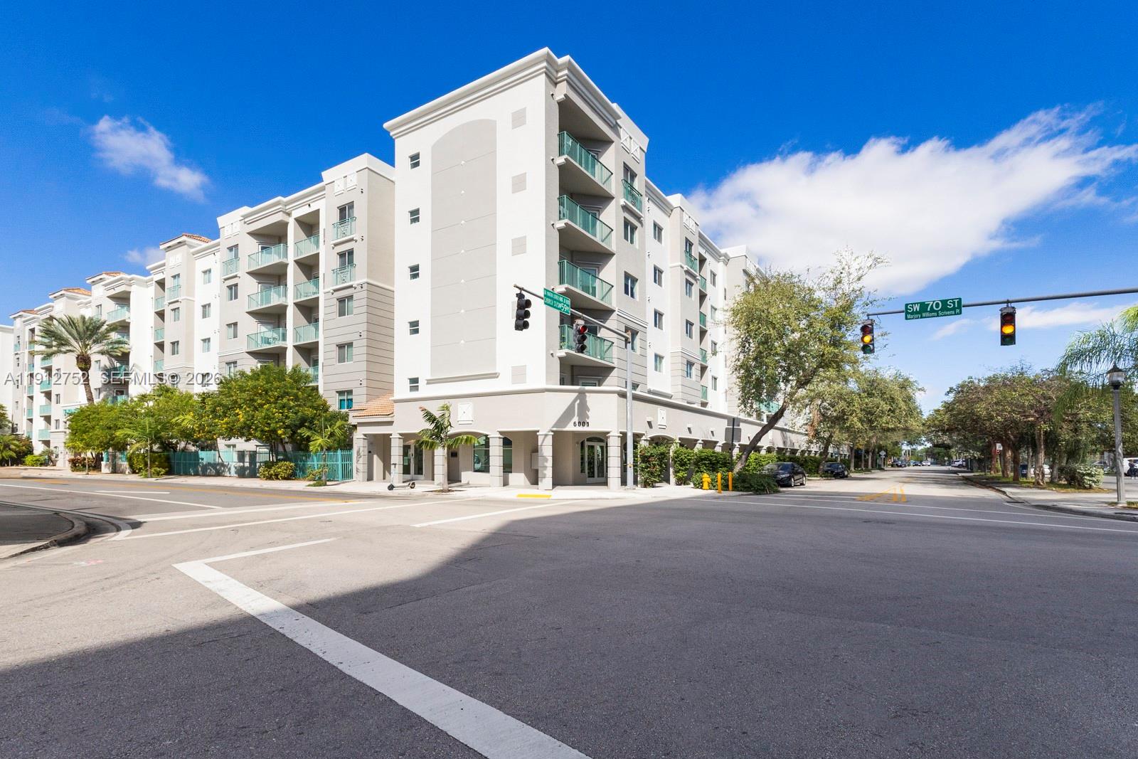 VALENCIA CONDO - Residential Lease