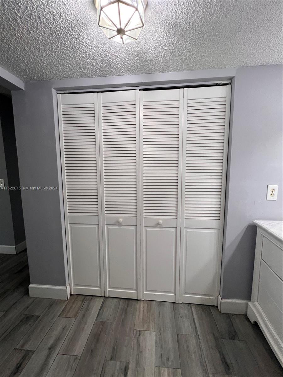 LIVE OAK CONDO FIVE - Residential Lease