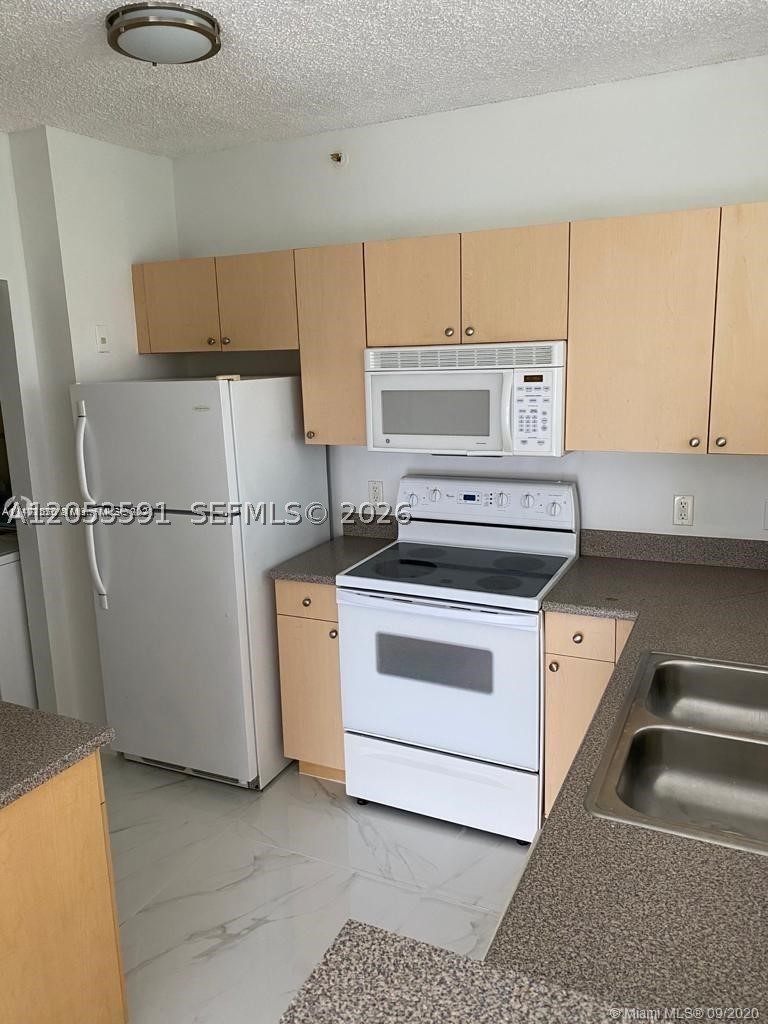 EL-AD NOB HILL CONDO - Residential Lease