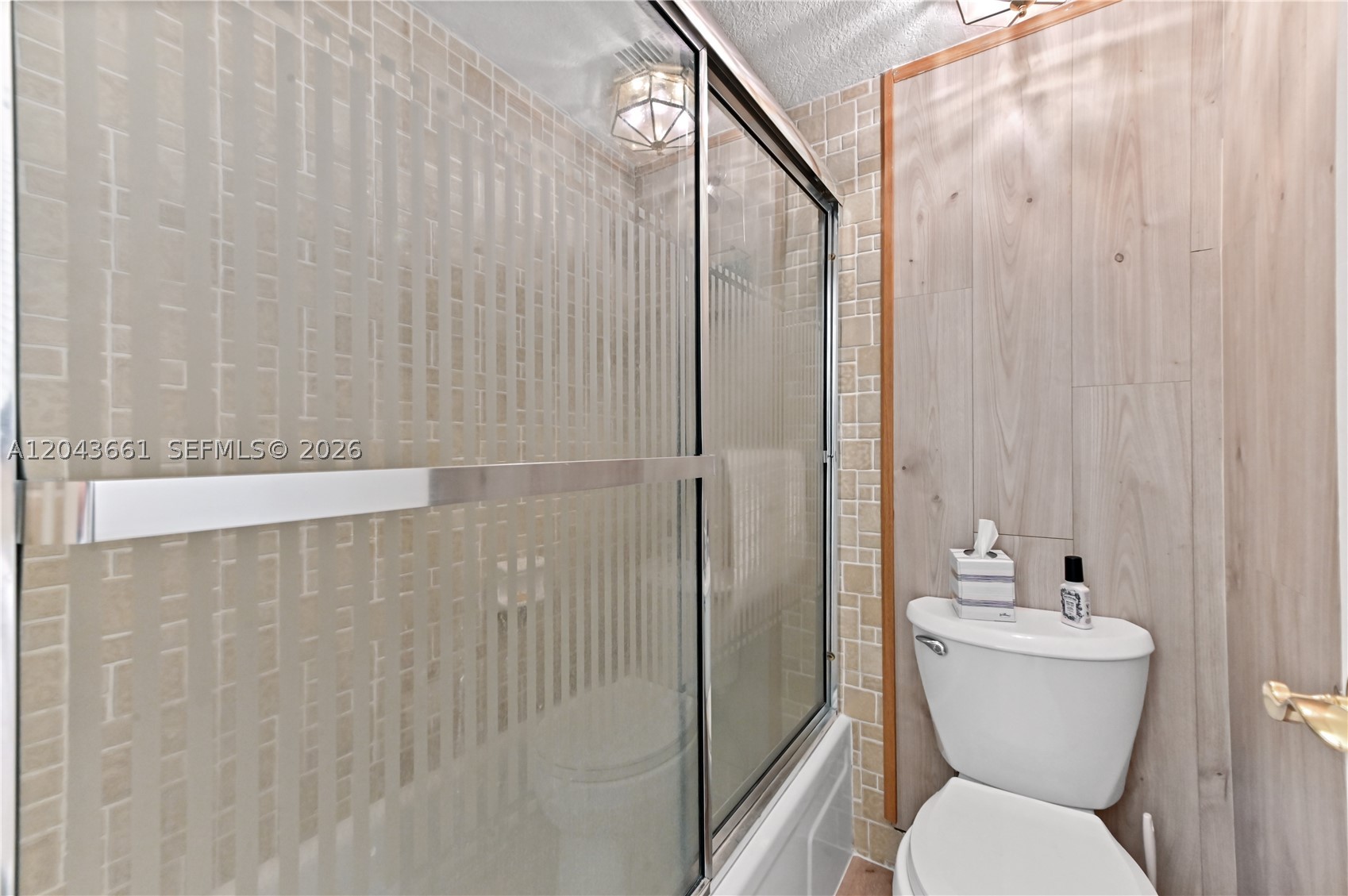 LE CHATEAU ROYAL CONDO - Residential