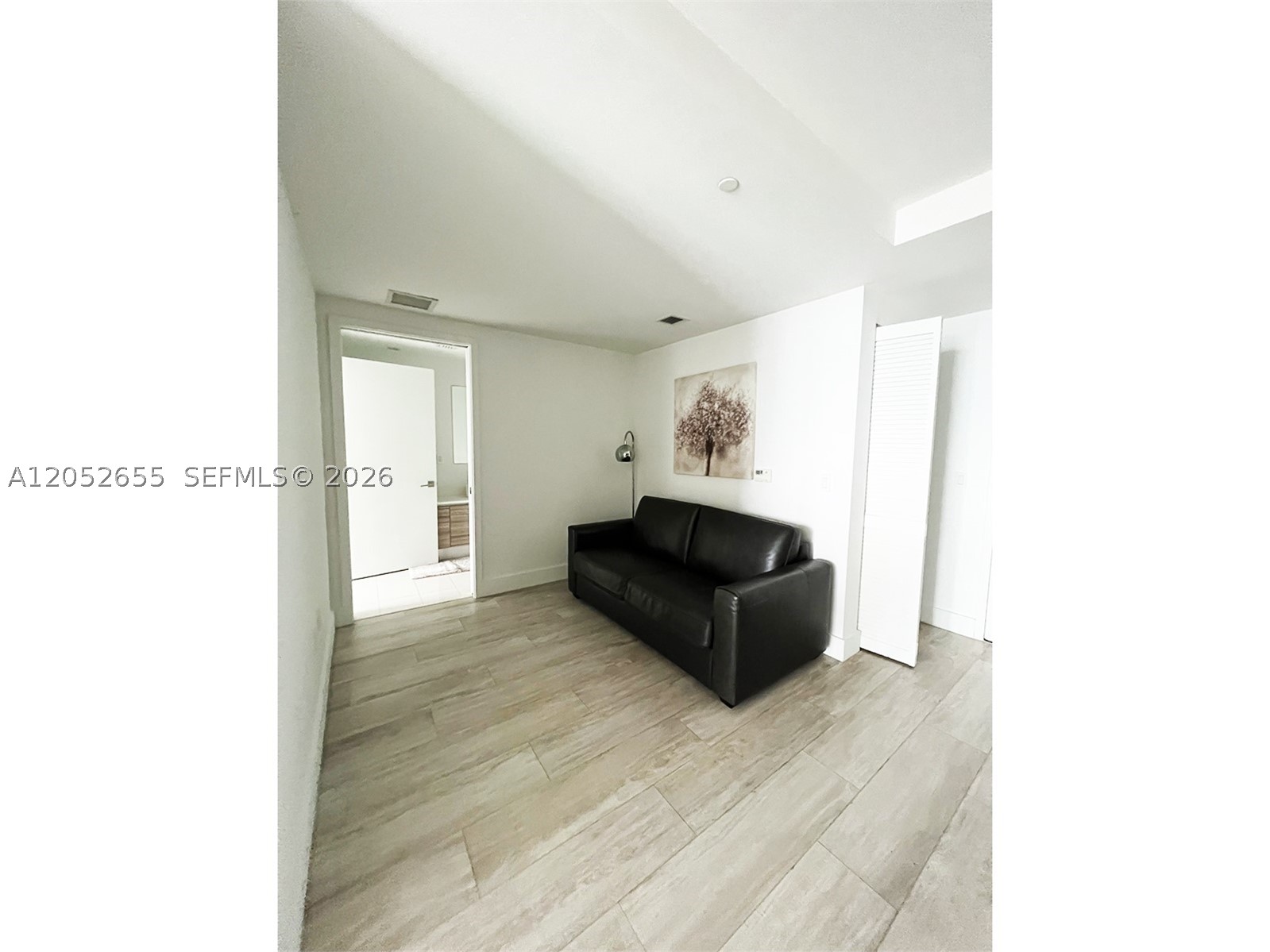 3401 MIDTOWN CONDO - Residential Lease