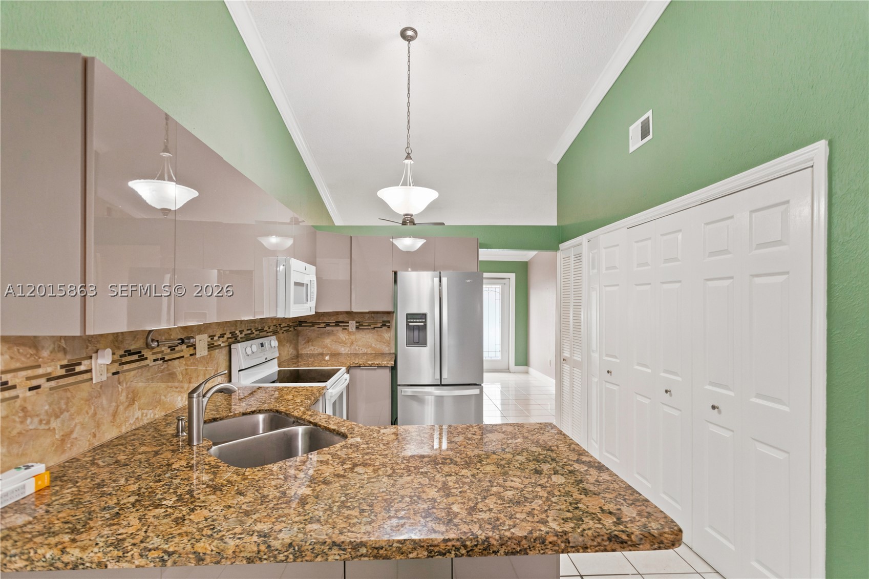 ALAMEDA BY THE LAKE - Residential