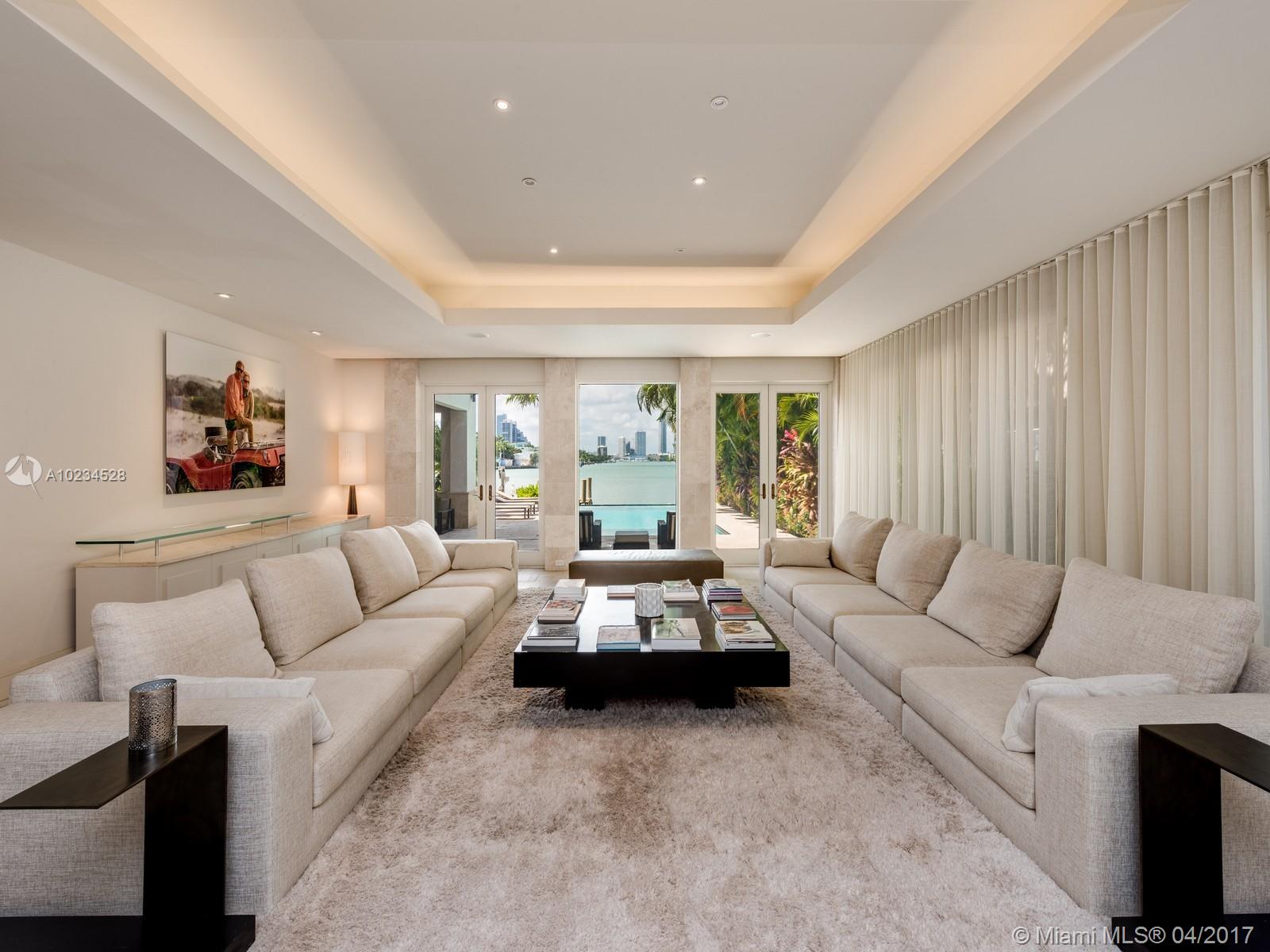 San Marino Island - Residential