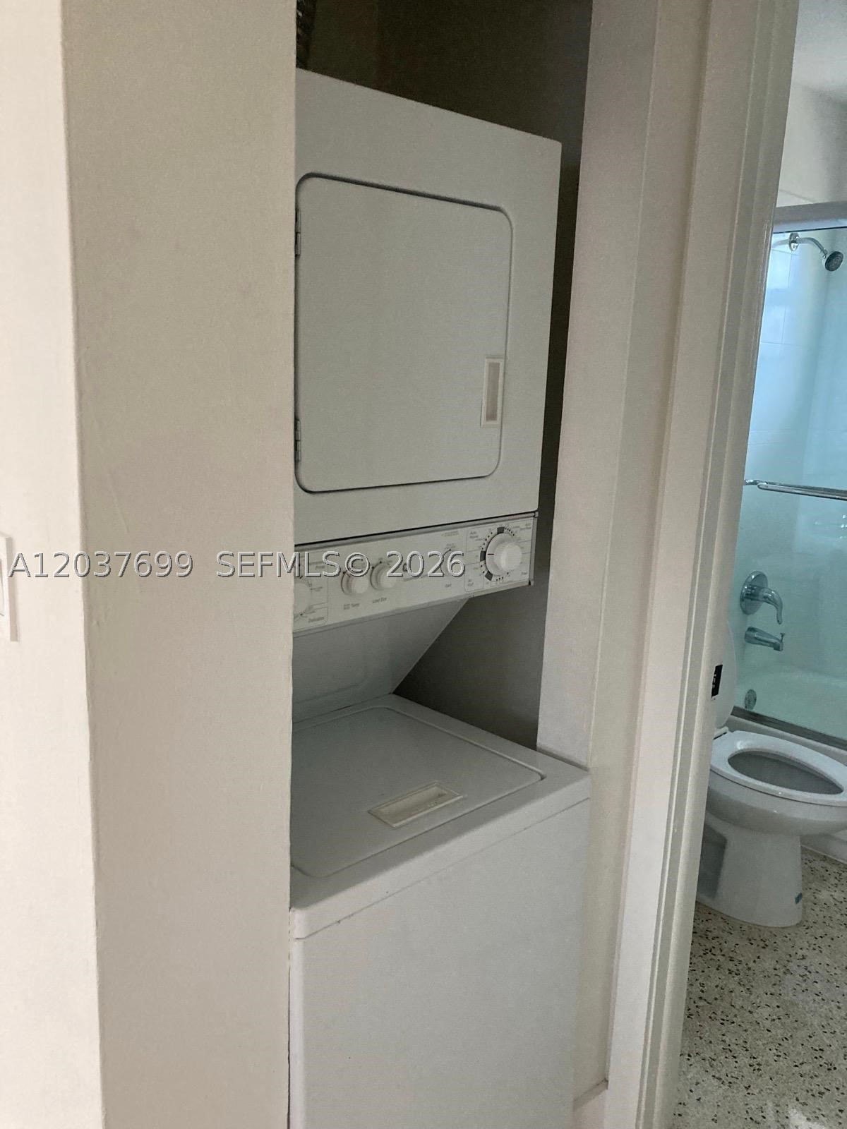 ADRIATIC SUB - Residential Lease